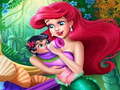 Spil Mermaid Baby Feeding